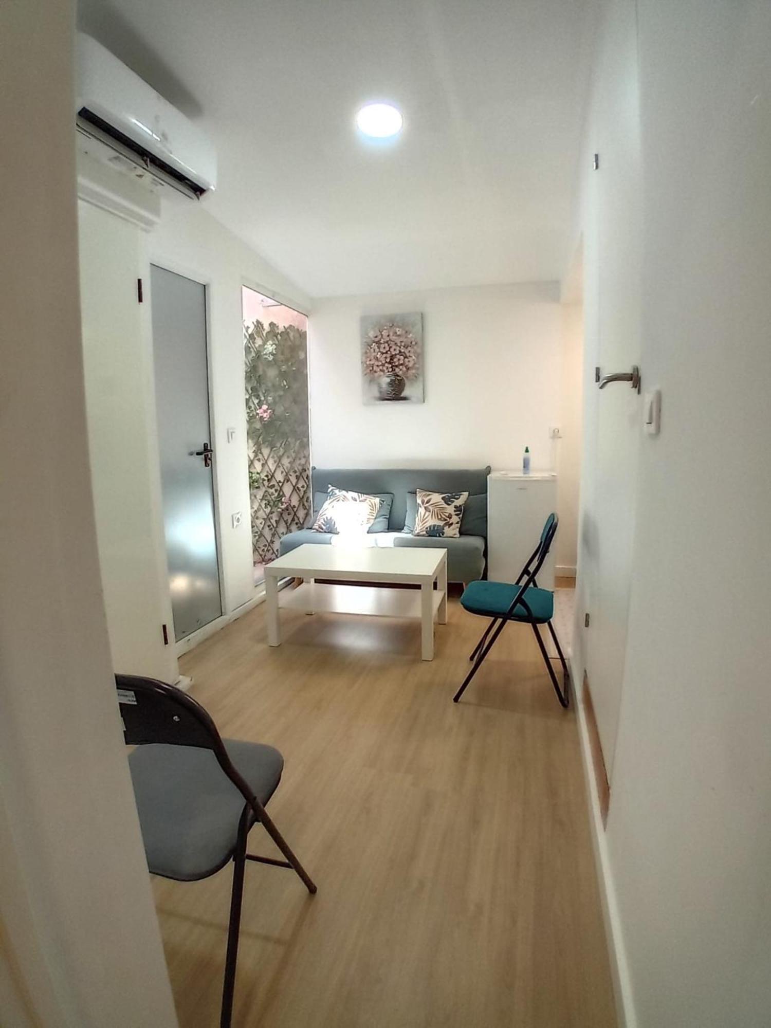 Alquilo Mini Departamento Apartment Sant Boi de Llobregat Ngoại thất bức ảnh